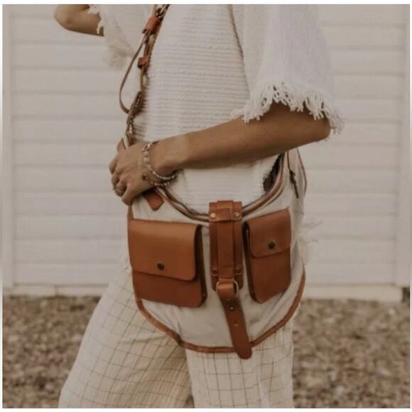 Free People Handbags - free people blue ridge caro sling bag